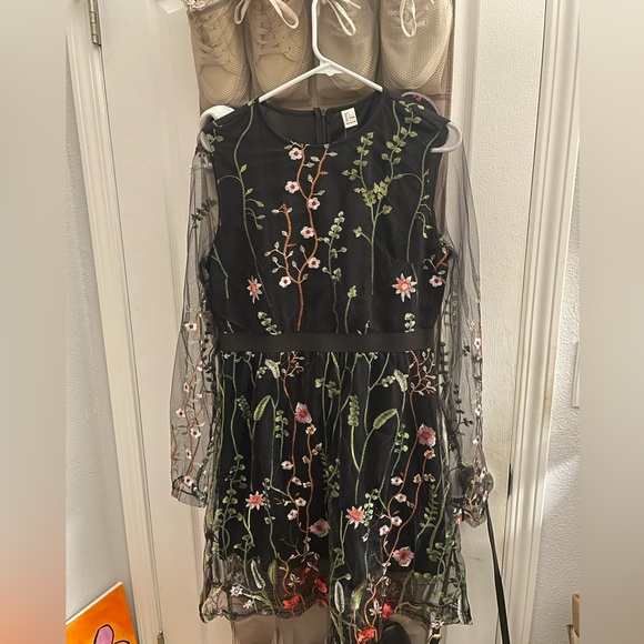 Milumia Dresses & Skirts - Zara Black Dress with Floral Embroidery